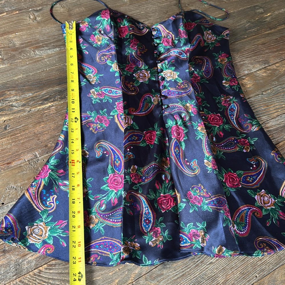 Vintage Gold Label Victoria’s Secret navy floral paisley button negligée size M - Picture 11 of 11